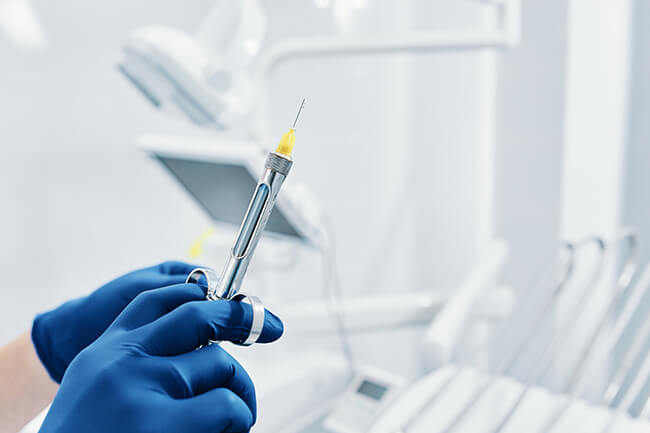 歯や顎の健康を守る咬筋ボトックス治療