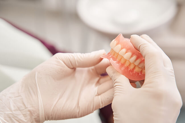 入れ歯のお悩みはありませんか?